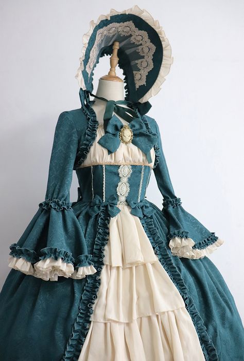 Victorian Dresses Vintage, Flowy Victorian Dress, Old Time Dresses Vintage, Long Victorian Dress, Cute Victorian Dresses, Cute Victorian Outfits, Vintage Victorian Outfits, Victorian Dress Reference, French Victorian Dress