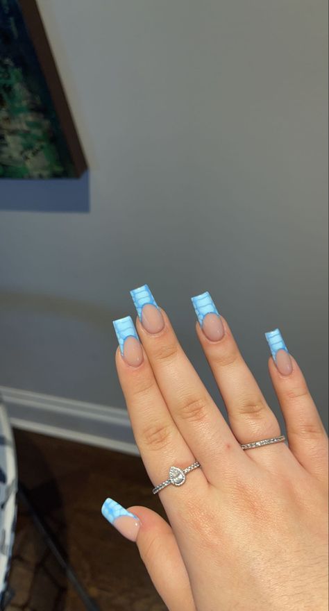 Summer Acrylic Nails Blue Square, Short Acrylic Nails Crocodile, Blue Shorties Acrylic Nails, Summer Crocodile Nails, Short Crocodile French Tip Nails, Short Crocodile Nails, Blue Crocodile Nails, Crocodile Nails French Tip, Crocodile Nail Design