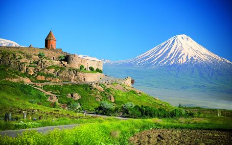 Armenia Travel, Mountain Architecture, Visit Turkey, Manama, Conde Nast Traveler, Armenia, Mountain Landscape, Pilgrimage, Day Tours