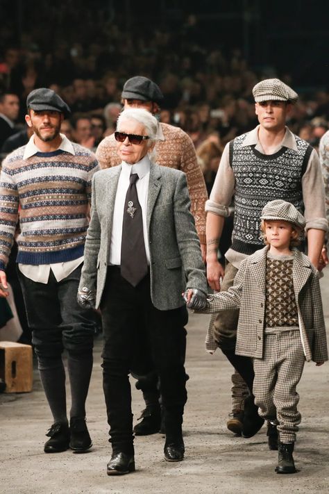 ‘Everything Is Possible’: Sébastien Jondeau Has Written a Memoir of His Life as Karl Lagerfeld’s Right-Hand Man | Vogue Chanel 2015, Chanel Men, Jersey Fashion, Pre Fall 2016, Fall Fashion 2016, Sweater Trends, Fall Winter 2016, Fair Isle Sweater, Knitwear Design