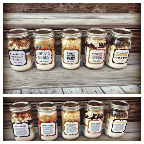 Dessert In A Jar, Mason Jar Meals, Mason Jar Gifts, Meals In A Jar, Baking Gifts, Edible Gifts, Jar Gifts, In A Jar, Food Printables