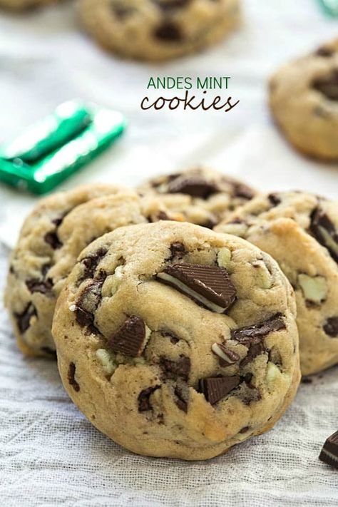 Mint Recipes Dessert, Gifting Cookies, Andes Mint Cookies, Mint Desserts, Quick Cookies, Perfect Cookies, Andes Mint, Simple Cookies, Mint Cookies