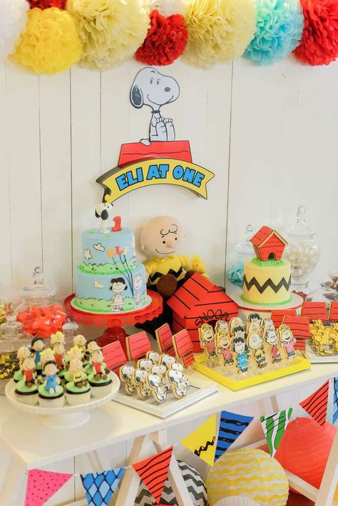 Peanuts/Charlie Brown Birthday Party Ideas | Photo 1 of 58 Charlie Brown Theme Birthday Party, Charlie Brown Christmas Birthday Party, Charlie Brown Cake Ideas, Peanuts 1st Birthday Party, Charlie Brown Theme Party, Peanuts Party Decorations, Charlie Brown Birthday Party Ideas, Charlie Brown And Snoopy Birthday Party, Charlie Brown 1st Birthday Party