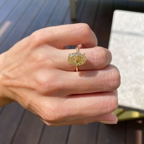 Canary Engagement Ring, Canary Diamond Ring, Canary Yellow Diamonds, Engagement Ring Yellow Gold, Engagement Ring Yellow, Yellow Diamonds Engagement, Yellow Diamond Engagement Ring, Ring Cuts, Ring Inspo