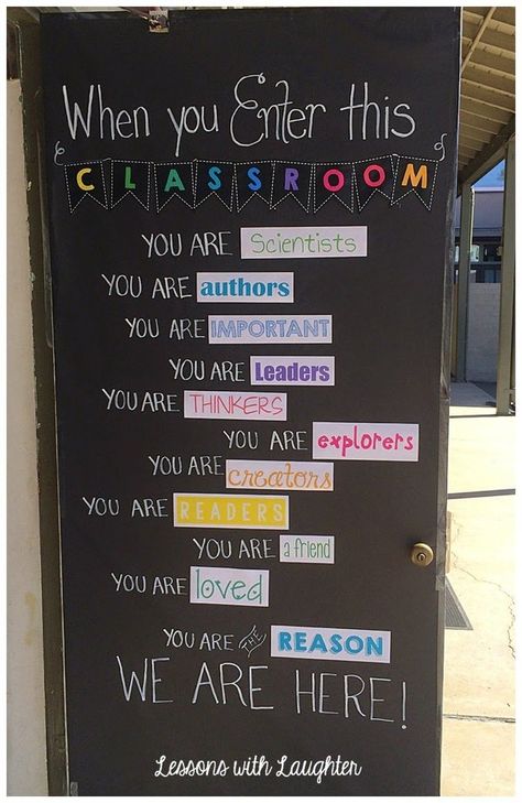 Remind your students how special they are every time they enter your classroom! 19 back-to-school classroom decor ideas Dream Classroom, School Decoration, Class Activity, School Culture, Door Decorations Classroom, Classroom Bulletin Boards, New Classroom, 1st Year, Classroom Door