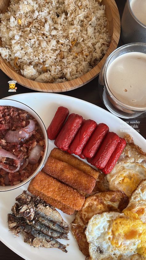 Filipino Dinner Aesthetic, Pilipino Food Breakfast, Filipino Food Aethstetic, Aesthetic Filipino Food, Filipino Foods Aesthetic, Filipino Breakfast Aesthetic, Financially Stable Aesthetic, Breakfast Filipino, Philippines Aesthetic