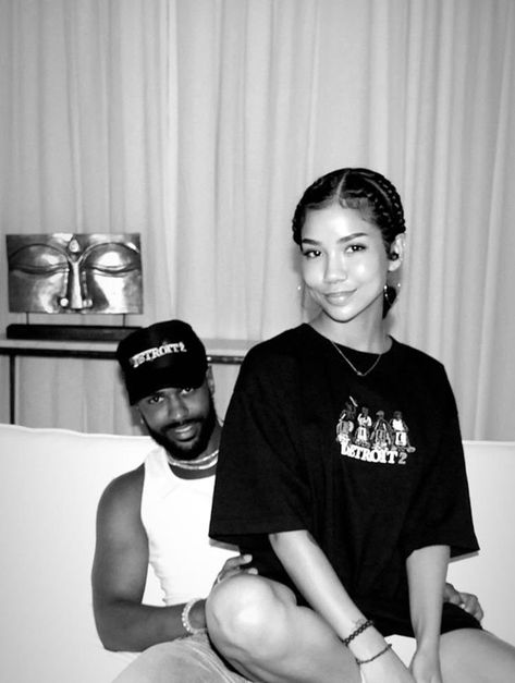 Big Sean And Jhene, Black Relationship Goals, Shotting Photo, Jhene Aiko, Black Love Couples, Couples Vibe, Black Couples Goals, Big Sean, Couple Relationship