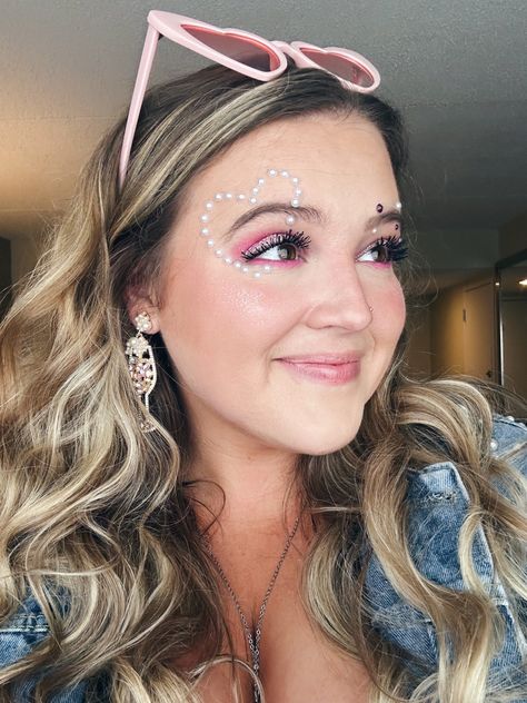 Eras Tour Face Makeup, Eras Tour Outfits Lover Makeup, Lovers Makeup Taylor Swift, Heart Around Eye Makeup Taylor Swift, Taylor Swift Face Jewels, Taylor Swift Lovers Makeup, Taylor Swift Face Gems, Lover Ts Makeup, Make Up For Taylor Swift Concert