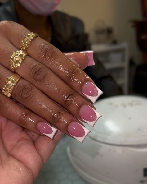 Crisp shape and clean hand painted French i love this set 🤩😍💖✨💦 | Instagram Bck 2 School Nails, Ideas For Nails Acrylic, Short Nails Design French Tips, Nail French Design Ideas, Short Nails Ideas Acrylic Design, Short Acrylics With Charms, Nails With Two Designs, Nail Designs French Tip Pink, French Too Acrylic Nails