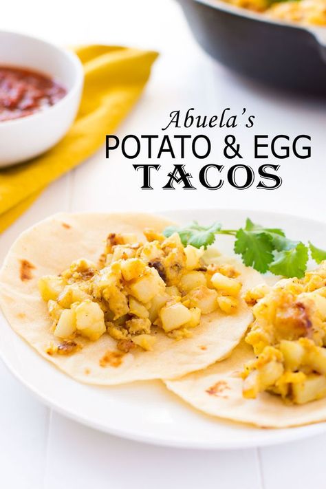 Latin Breakfast, Crispy Fried Potatoes, Milanesa Recipe, Egg Tacos, Potato And Egg Breakfast, Breakfast Tacos Recipe, Fried Breakfast, Cheese Tacos, Potato Tacos