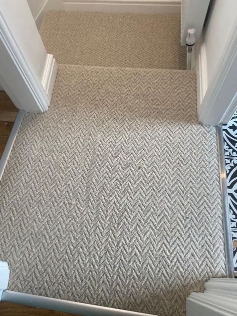 Tweed Carpet, Best Carpet For Stairs, Bedroom Carpet Colors, Carpet Staircase, Bungalow Interiors, Stairs Renovation, House Staircase, Narrow Hallway Decorating, Textured Carpet