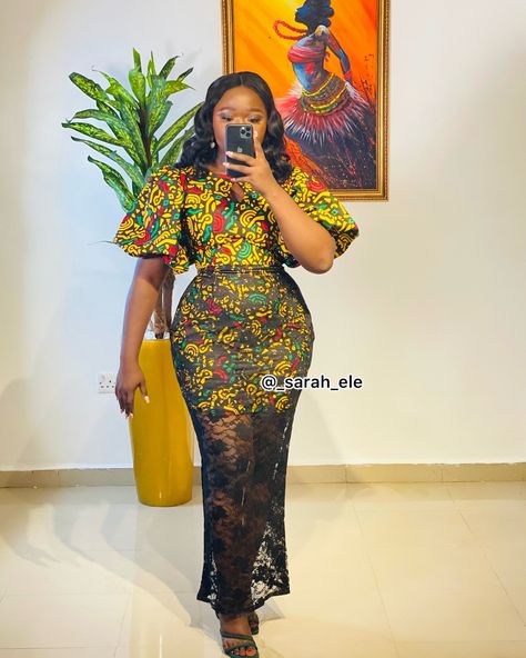 New in: ✨❤️🥰 The Esther dress and skirt Normal price #20,000 Size 6-22 Dress length can be made longer to the kneel on request. Available to order in all sizes. Please send in your actual measurements if you are not sure of your size. PLS SEND US A DM OR CLICK THE LINK IN OUR BIO TO ORDER🙏 Detachable Gown, Blouse And Skirt Outfit, Detachable Dress, Dress Tape, Couples African Outfits, Ankara Maxi Dress, Ankara Short, Ankara Clothing, Ankara Designs