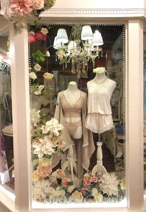 Vintage Visual Merchandising, Spring Boutique Window Displays, Boutique Window Display Shop Fronts, Spring Window Display Ideas Store Fronts, Clothing Window Display, Bridal Shower Display, Bridal Shop Ideas, Boutique Window Displays, Shop Curtains