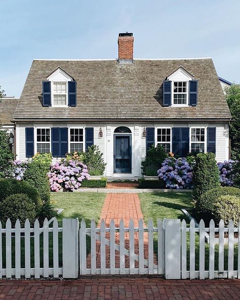 Blue Shutters, Cape House, Cape Cod House, White Picket Fence, Cute House, Long Walks, Picket Fence, Dream House Exterior, House Goals