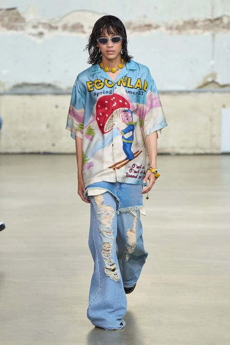 Spring Mens Fashion 2023, 2023 Menswear Fashion Show, Cloth Brand, Mushroom Head, Art Textiles, Menswear Fashion Show, Gcse Art, Menswear Fashion, Print Trends