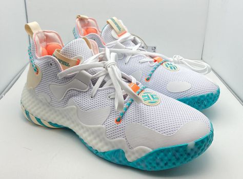 Shoes Volleyball, Preppy Volleyball Shoes, White Volleyball Shoes, Volleyball Shoes Aesthetic, Cool Volleyball Shoes, Basketball Shoes Aesthetic, Colorful Basketball Shoes, Colorful Volleyball Shoes, Cute Volleyball Shoes