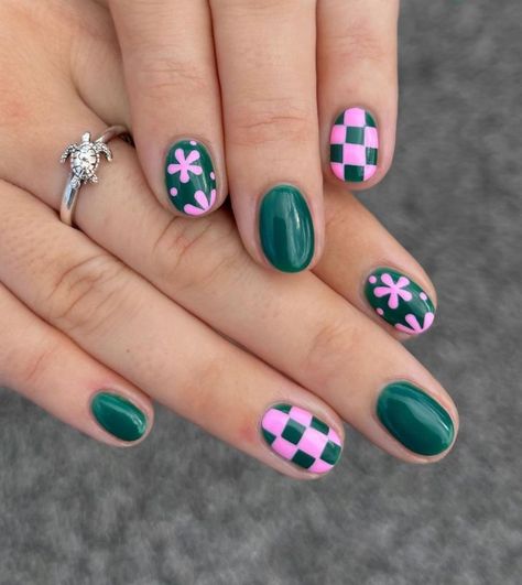 Tato Henna, Retro Nails, Minimal Nails, Her Nails, Cute Gel Nails, Nagel Inspo, Funky Nails, Dream Nails, Minimalist Nails