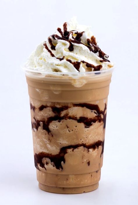 How To Make A Chocolate Frappuccino, Starbucks Chocolate Frappuccino, Chocolate Frappuccino Recipe, Homemade Mocha Frappe, Mocha Frappe Recipe, Chocolate Syrup Recipes, Mocha Drink, Starbucks Chocolate, Frappe Recipe