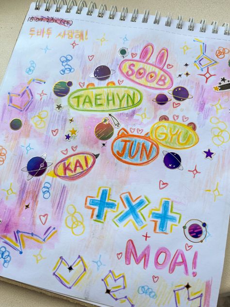 Txt Painting Ideas On Canvas, Cute Sketchbook Ideas Easy, Txt Doodle Art, Txt Easy Drawing, Kpop Drawing Ideas Easy, Kpop Doodles Easy, Drawing Ideas Kpop Easy, Kpop Art Ideas, Easy Drawings Kpop