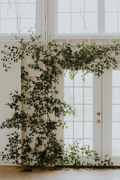 iOS Upload Simple Floral Backdrop Wedding, Flower Aisle Wedding Indoor, Simple Wedding Greenery, Vine Wedding Decor, Greenery Installation, Greenery Decor, Ceremony Design, Flower Installation, Garden Wedding Inspiration