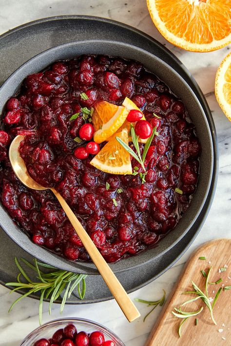 Cranberry Orange Sauce - Damn Delicious Instant Pot Cranberry Sauce, Easy Cranberry Sauce, Cranberry Thanksgiving, Cranberry Orange Sauce, Cranberry Sauce Recipe, Orange Sauce, Cranberry Recipes, Cranberry Orange, Made From Scratch