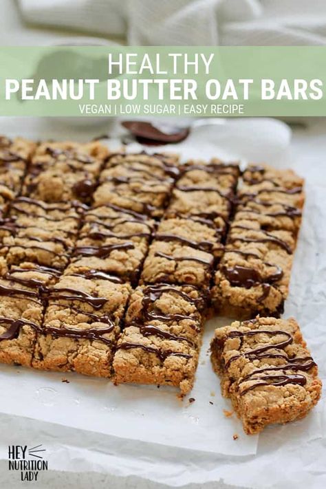 Peanut Butter Oat Breakfast Bars, Peanut Butter Oat Bar, Oatmeal Peanutbutter Bars, Oats Recipes Peanut Butter, Peanut Butter Flapjack, Protein Oat Bars, Baked Oat Bars, Peanut Butter Granola Bars, Peanut Butter Oat Bars