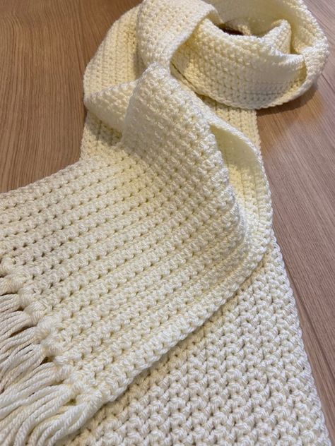 Crochet Scarf Pattern Free Easy, Crochet Swirl, Crocheting Tutorial, Easy Crochet Scarf, Modern Haken, Trellis Garden, Crochet Scarf Easy, Crocheted Scarf, Winter Crochet