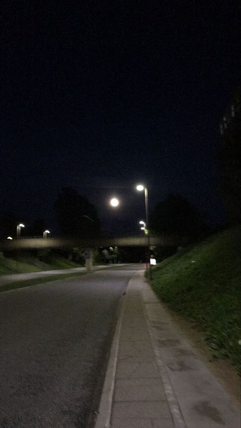 Dark Sidewalk Aesthetic, Dark Road At Night, Walking Alone On The Road, Dark Roads Aesthetic, Sidewalk Pictures, Silence Pictures, Real Life Background, Late Night Walks Aesthetic, Late Night Pictures