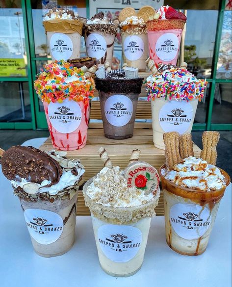 Gourmet Shakes, Snacks Business Ideas, Crazy Ice Cream Ideas, Food Truck Ice Cream Ideas, Cute Food Truck Ideas, Cake Food Truck, Food Truck Snacks, Food Truck Drinks, Drink Food Truck