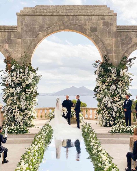 15 Bucket-List Destination Wedding Venues Around the World Bucket List Wedding, Grand Estate, Pool Terrace, Specimen Book, Fairmont Banff Springs, Fairmont Banff, Wedding Spain, Dream Wedding Venues, Villa Wedding