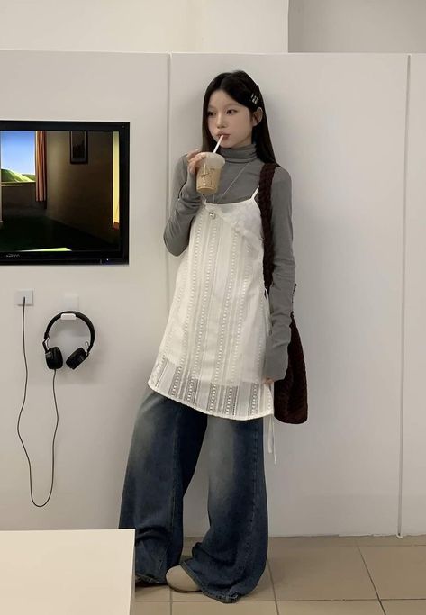 Outfit Ideas Modest Casual, Outfit Ideas Modest, Dress Over Jeans, 2 Piece Skirt, 2 Piece Skirt Set, Dress Beige, Spaghetti Strap Dress, 가을 패션, Fashion Design Clothes