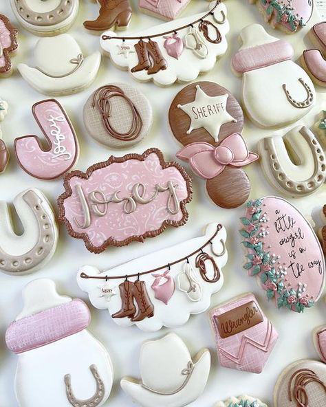 Cowgirl Cookies, Jordan Baby Shower, Cowgirl Cakes, Cowgirl Baby Showers, Cowgirl Baby, Cowboy Cookies, Sugar Cookie Royal Icing, Baby Shower Treats