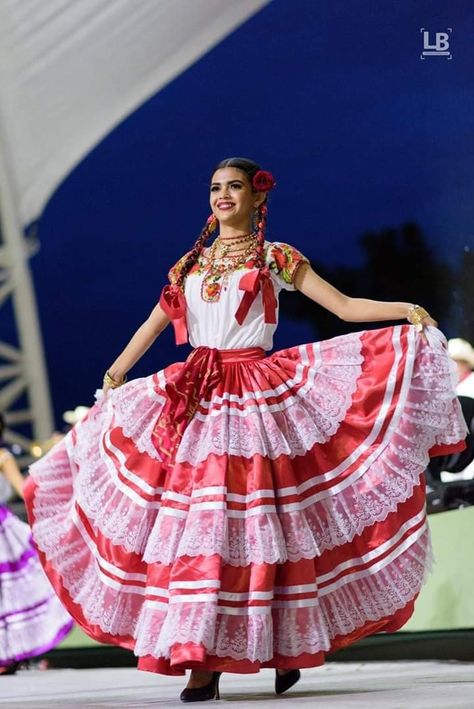 Colombian Clothes Traditional, Mexican Traditional Clothing, Folklorico Dresses, Strawberry Costume, Mexican Folklore, Ballet Folklorico, Quince Ideas, Inspo Board, Camping Art