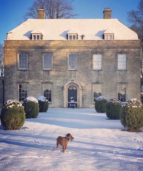 Wallpaper Winter, Upper East Side, Winter Wonder, House On A Hill, English Cottage, English Countryside, Winter Aesthetic, Future House, Old Money