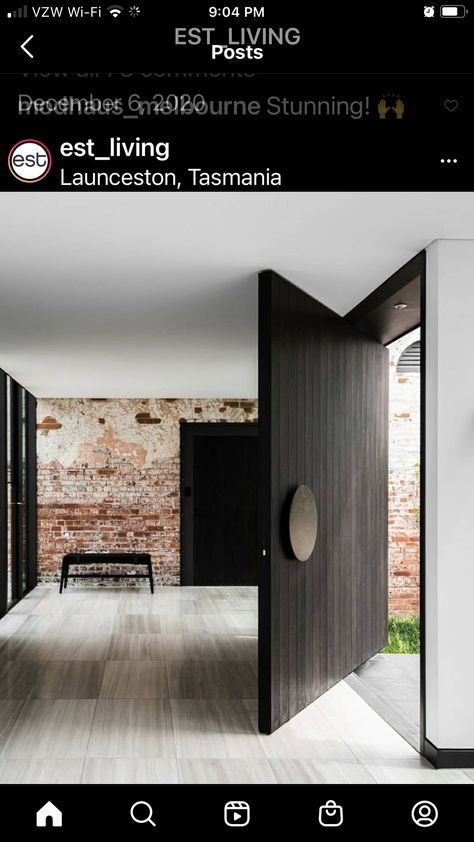 British Style Interior, Door Dividers, Modern Doors, Custom Wood Doors, Bathroom Inspiration Modern, Australian Architecture, Pivot Doors, Modern Door, Wood Door