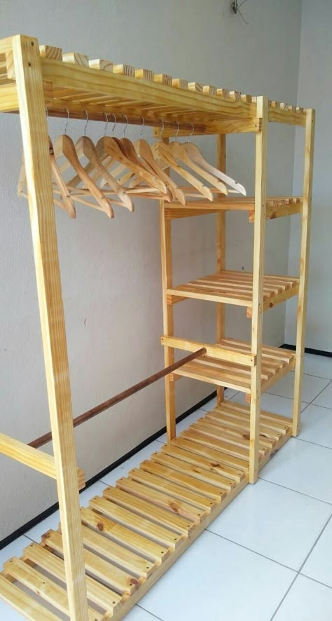 Wood Clothing Rack, Hiasan Bilik Tidur, Pallet Furniture Bedroom, Patio Diy, Kraf Diy, Storage Design, Printable Diy, Diy Pallet Furniture, Bunk Bed