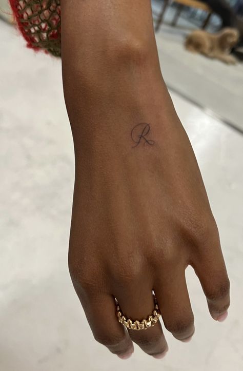 Small Girly Tattoos, Hand And Finger Tattoos, Petite Tattoos, Initial Tattoo, Small Hand Tattoos, Classy Tattoos, Discreet Tattoos, Girly Tattoos, Subtle Tattoos