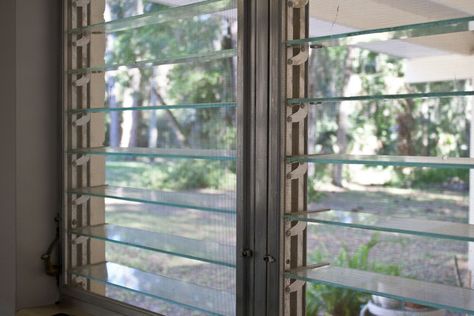 Jalousie Windows For Your Home - Modernize Jalousie Window, Floor Windows, House Window Design, Impact Windows, Window Security, Corner Window, Clerestory Windows, Hawaii Homes, Window Replacement