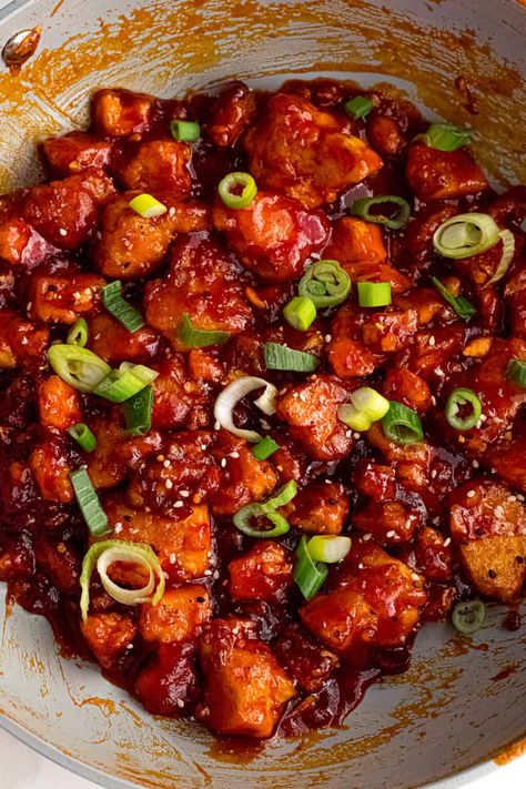 Rice Bowls Vegetarian, Spicy Tofu Recipes, Gochujang Tofu, Gochujang Recipe, Tofu Rice, Tofu Recipes Healthy, Tofu Recipe, Rice Bowls Recipes, Tofu Dishes