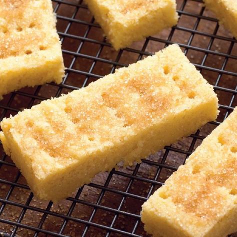 Best Shortbread, Homemade Shortbread, Scottish Shortbread, Mary Berry Recipe, Shortbread Recipe, Shortbread Recipes, British Baking, Berries Recipes, Great British Bake Off