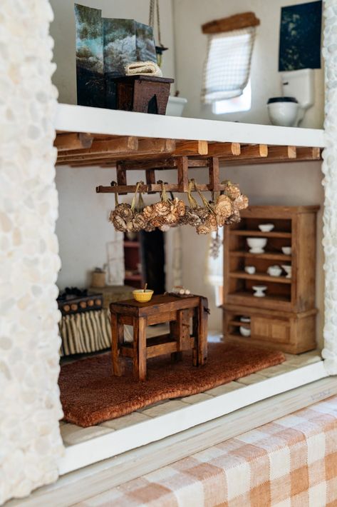 Cotswolds Cottage Dollhouse — MEDSGER Cottage Dolls House, Dolls House Cottage Interiors, Farm Style Doll House, Ikea Dollhouse Furniture, Hobby Lobby Dollhouse Ideas, English Cottage Dollhouse, Making Dollhouse Furniture, Cottage Dollhouse Interior, Victorian Dollhouse Interior Ideas