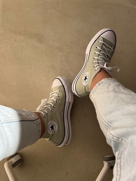 Olive Green Converse, Light Olive Green, Green Converse, Olive Green, Converse, Fashion Outfits, Green