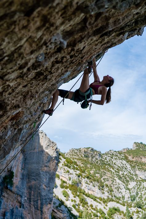 Climbing Aesthetic Rock, Aesthetic Rock Climbing, Rock Climbing Astethic, Outdoor Climbing Aesthetic, Climbing Astethic, Rock Climbing Aesthetic Outdoor, Spelunking Aesthetic, Climber Girl Aesthetic, Mountain Climbing Aesthetic