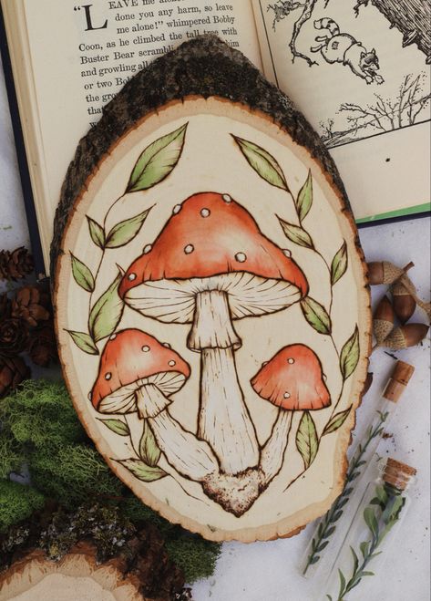 Mushroom Wood Burning Ideas, Wood Burning Slices, Wood Burned Mushroom, Mushroom Wood Painting, Wood Burning Mushroom Art, Wood Burn Mushroom, Woodburning Mushroom, Wood Burn And Paint, Cottagecore Wood Burning