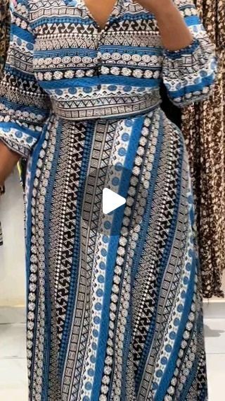 Elegant African Dresses, Cloth Styles, Long African Dresses, Lace Gown Styles, Design Dresses, African Print Fashion Dresses, African Dresses, African Design Dresses, African Dresses For Women