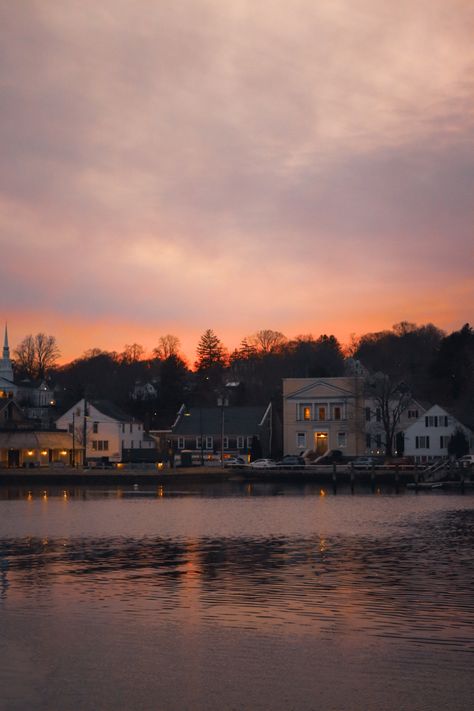 Northeast Aesthetic, Small Town New England, New England Small Town, Connecticut Fall Aesthetic, Small Town Connecticut, New Haven Connecticut Aesthetic, Small Town Vibes, Coastal Small Town Aesthetic, Small Town New England Aesthetic