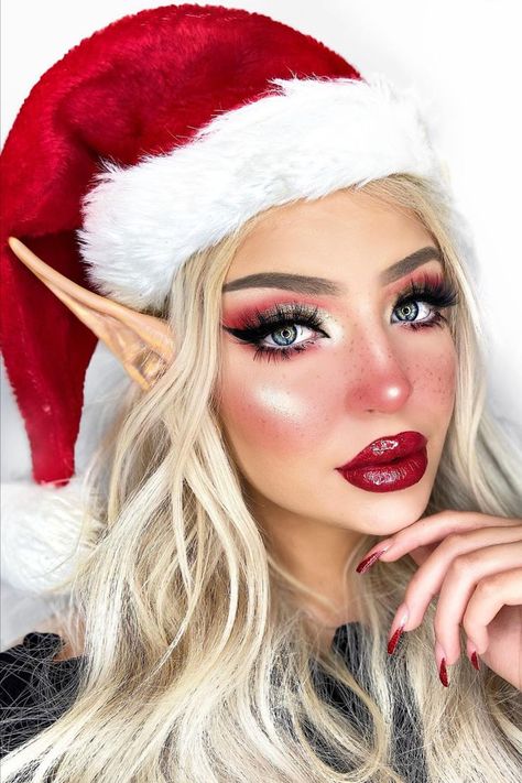 fun Christmas makeup looks Easy Christmas Makeup, Christmas Elf Makeup, Holiday Makeup Christmas, Christmas Makeup Looks, Christmas Makeup Ideas, Xmas Makeup, Christmas Eye Makeup, Christmas Makeup Look, Holiday Makeup Looks