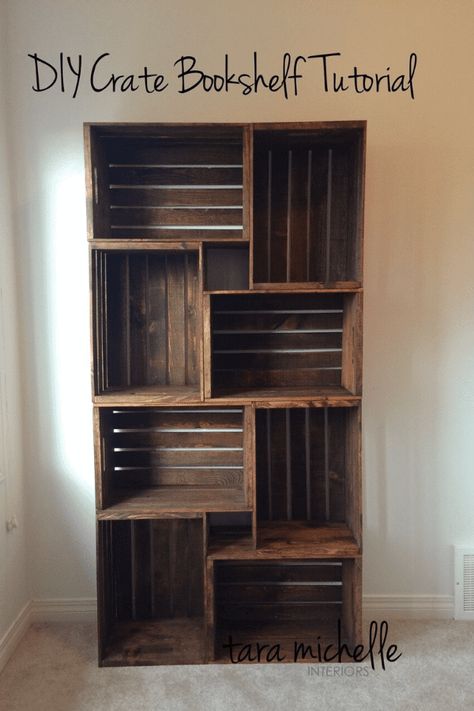 A wooden crate shelf is a unique and stylish way to display your belongings. They're also a great way to add extra storage space to your home #DIY #HomeDecor #InteriorDesign Diy Wooden Crate, Crate Bookshelf, Diy Crate, Backyard Storage, Crate Shelves, Ikea Billy Bookcase, Bookshelves Diy, Diy Holz, Wood Crates