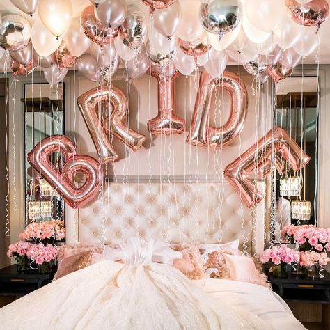 Dubai Luxury Weddings & Events on Instagram: "Bridal Suite goals By @bianca_events Dress @jacykayofficial Hotel @mo_jumeira Photography @violetstudiodubai" Simple Bride To Be Decoration, Bridal Getting Ready Room Decor, Bridal Suite Room, Bridal Shower Crafts, Bride Balloon, Bridal Suite Decor, Bridal Room Decor, Hotel Room Decoration, Wedding Decorations Diy Centerpiece