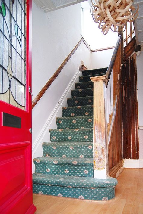 DIY Duel: Staircase Restoration – It’s done!!!!! Edwardian Staircase, Edwardian Hallway, Basement Flooring Waterproof, Epoxy Design, Rustic Entryway Table, Small Bedroom Remodel, Plywood Floor, Traditional Staircase, Rustic Entryway